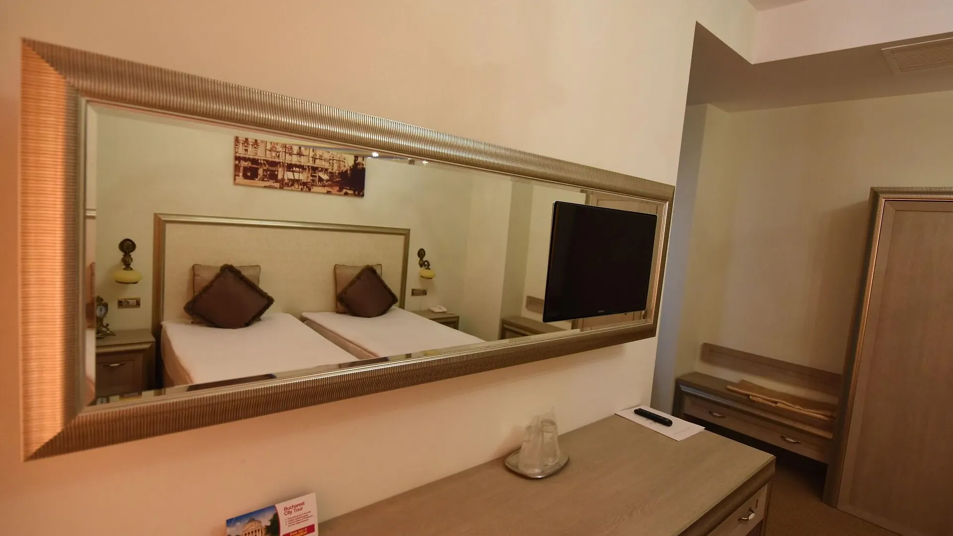 Euro Hotel Grivita Бухарест