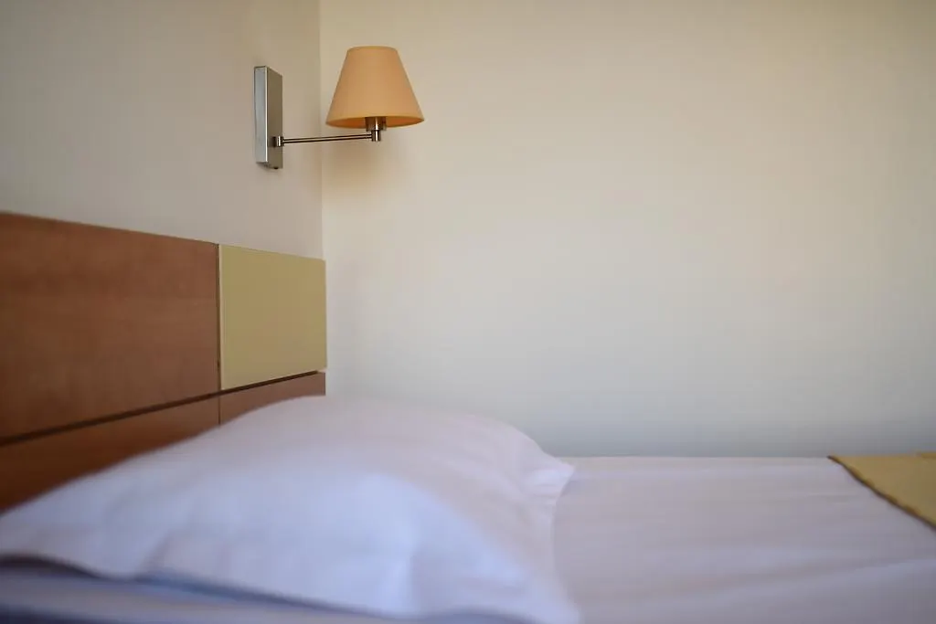 Euro Hotel Grivita Бухарест