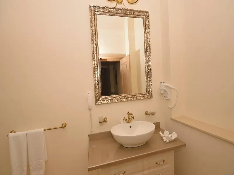 Euro Hotel Grivita Bucureşti 3*,  România